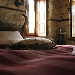 Old 4* Gorianádhes