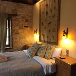 Old 4*