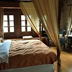 Old 4* Gorianádhes