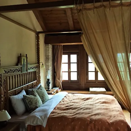 بيت ريفي Old Gorianádhes