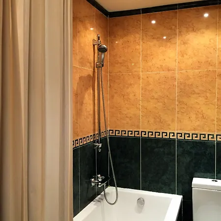 Old 4* Gorianádhes