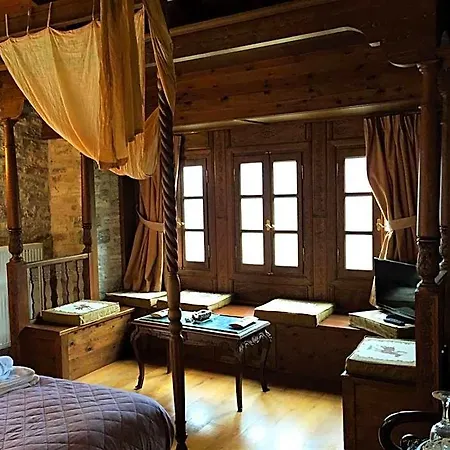 Old Gasthof Gorianádhes