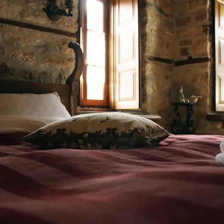 Old 4* Gorianádhes